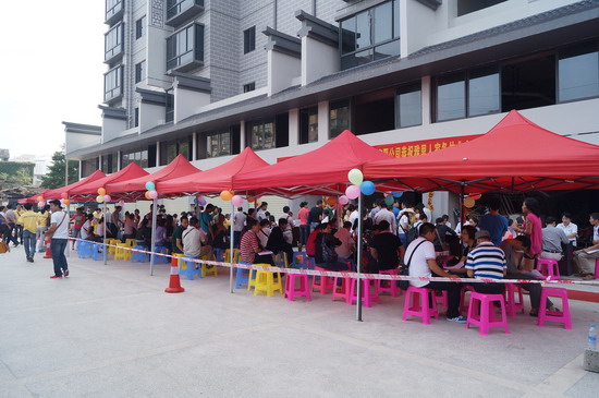 1571622952210176.jpg 2013-11-04-13908962b9-1837-4350-a8b1-6bd3cd5e234b.jpg